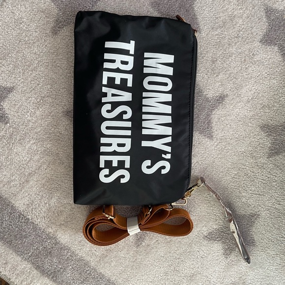 Brand new diaper bag. - Picture 2 of 2